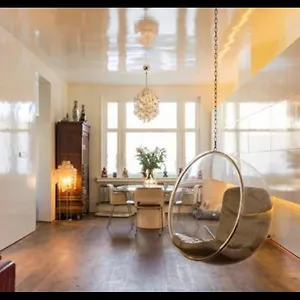 Beautiful With Asian Style Bedroom Near Rai & Center Couette-café